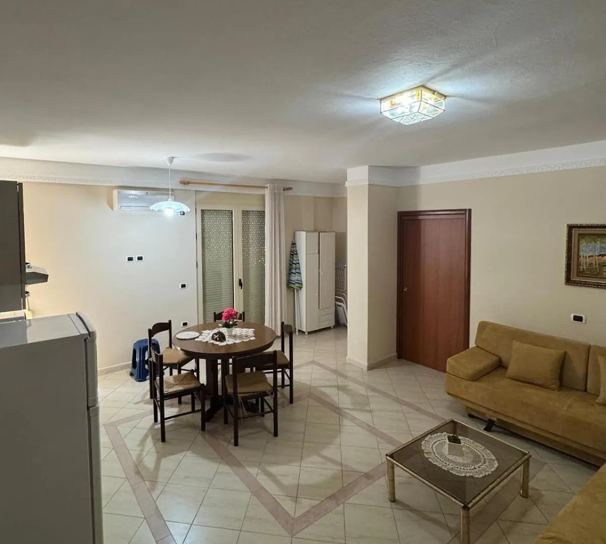 Apartamento Quiet Behind Lungomare Vlorë Albania